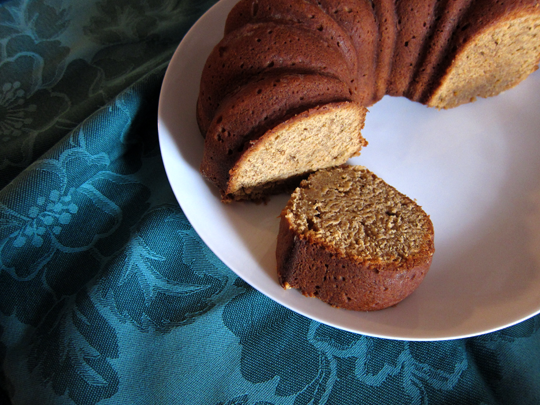 bananas foster bundt cake